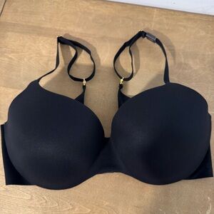 Victoria’s Secret bra 34D